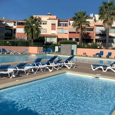 Apartment Avec Terrasse, Piscine, Parking Securise, Proche Et Port - Fr-1-607-47 *